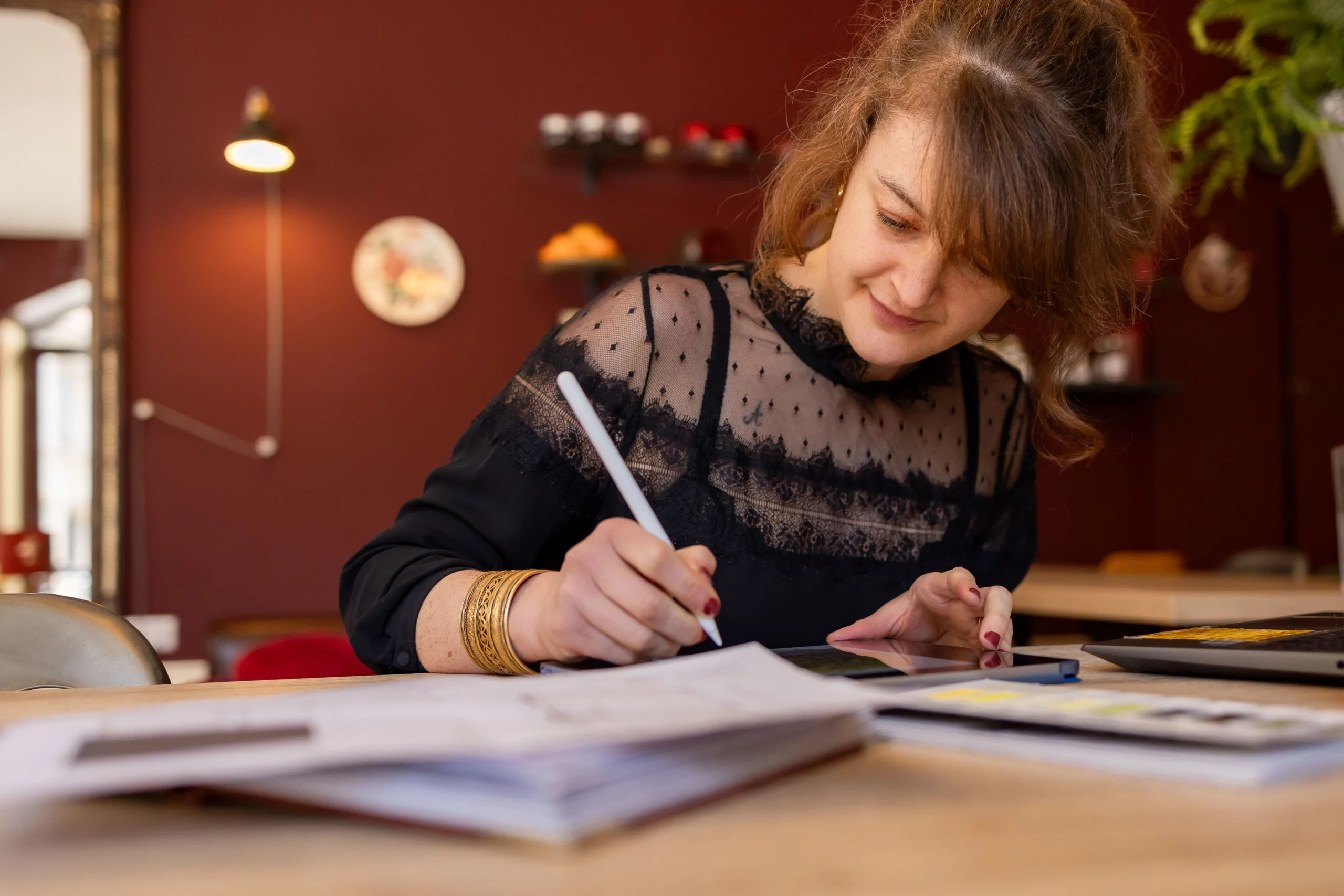 Anaïs Mambré vous accompagne dans la conception de votre projet de rénovation